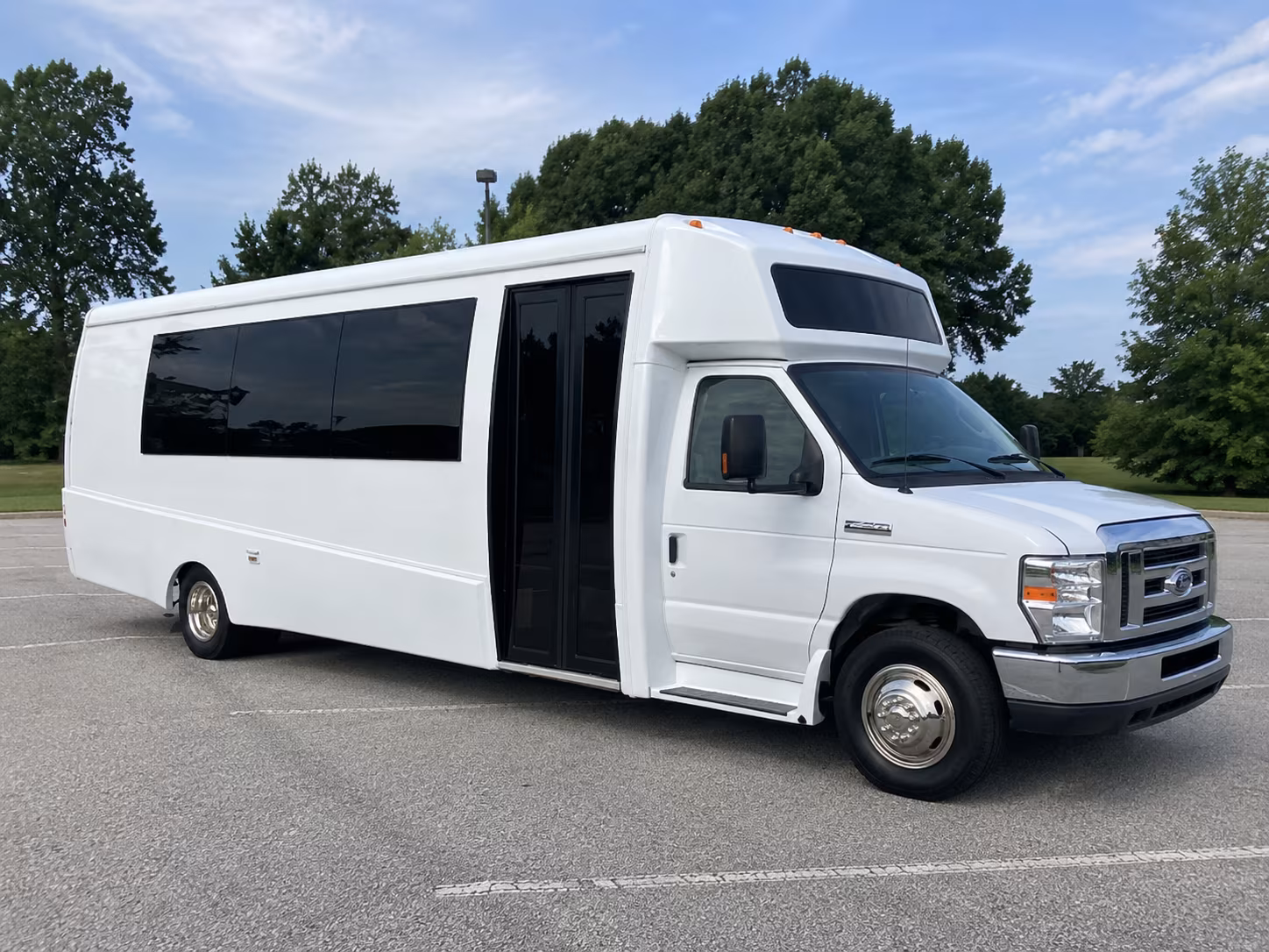 gastonia 18 passenger party bus