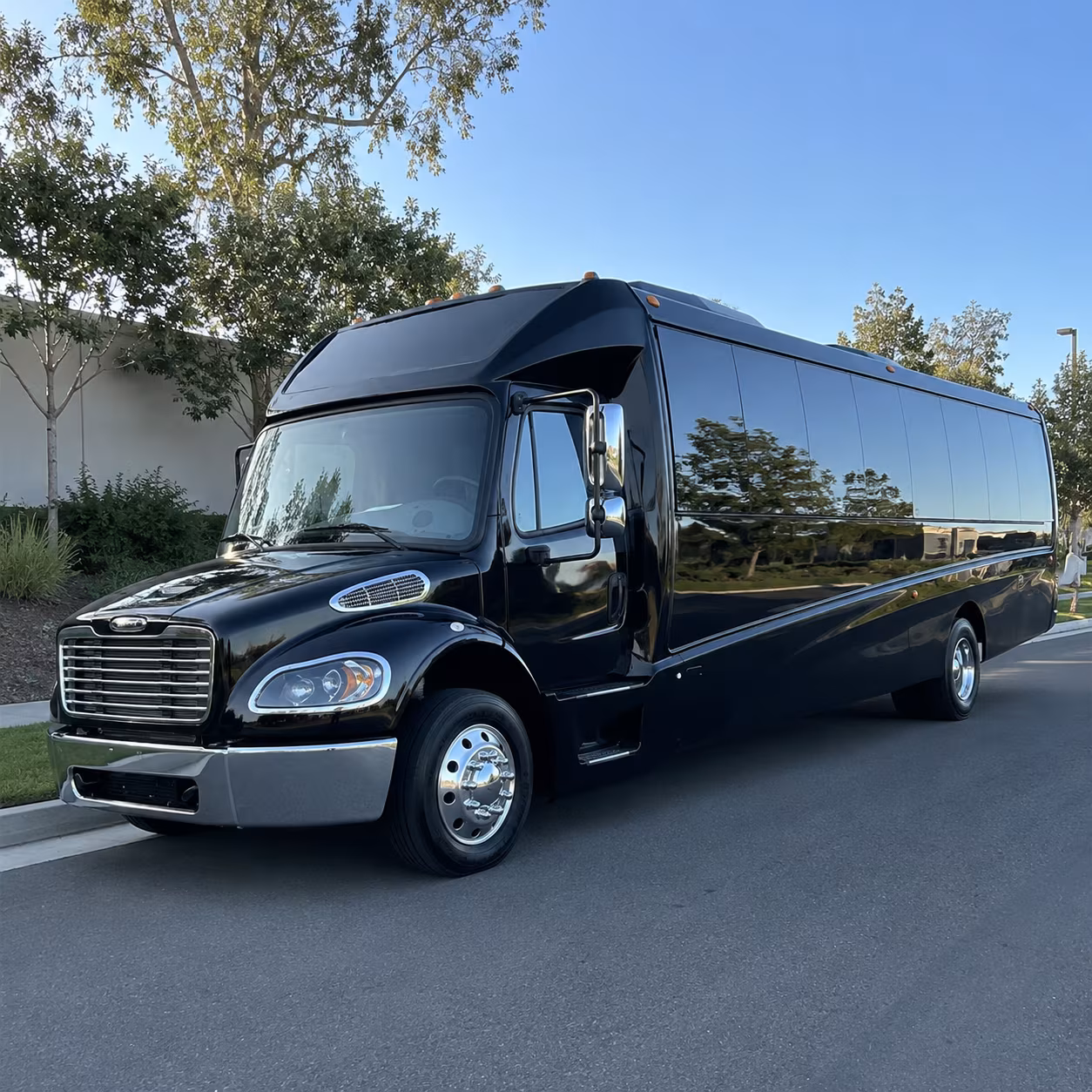 gastonia 25 passenger minibus