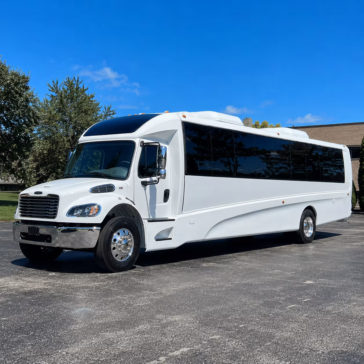 gastonia 28 passenger minibus